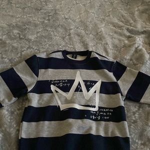 Men’s urban hip hop, grey and black strips